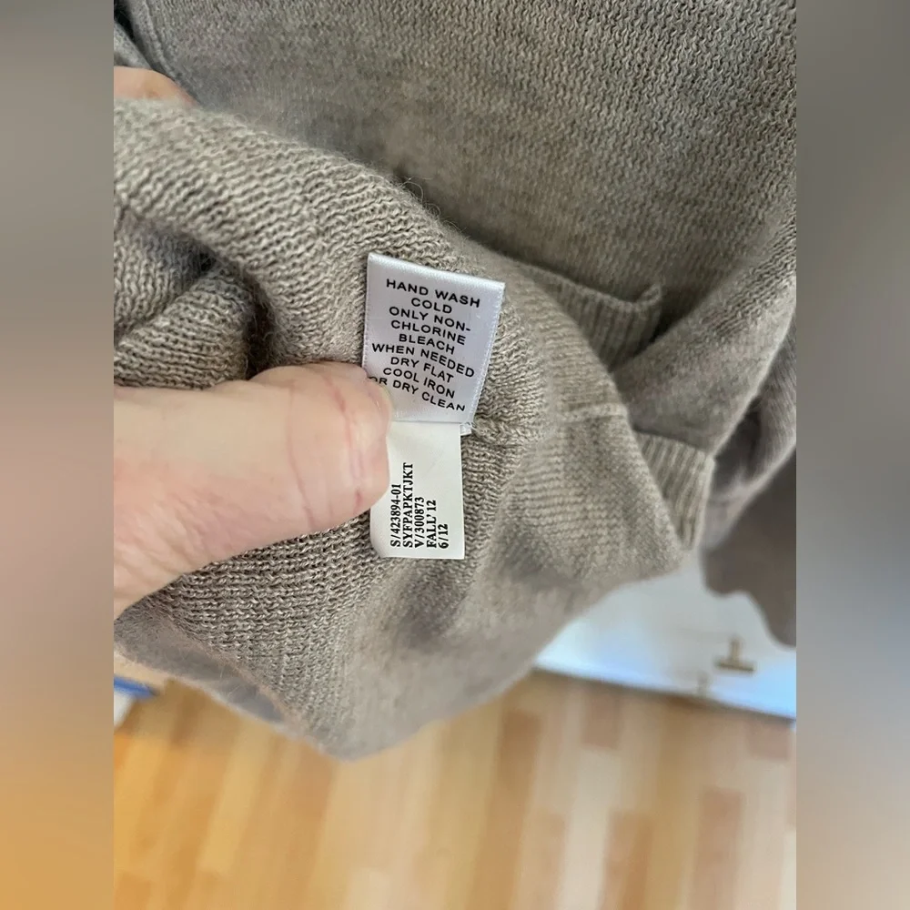 Banana Republic Alpaca Blend Crewneck Cardigan - Picture 5 of 7